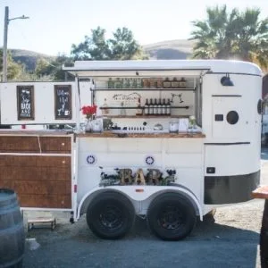 Mobile Bar Service | Mobile bar for weddings